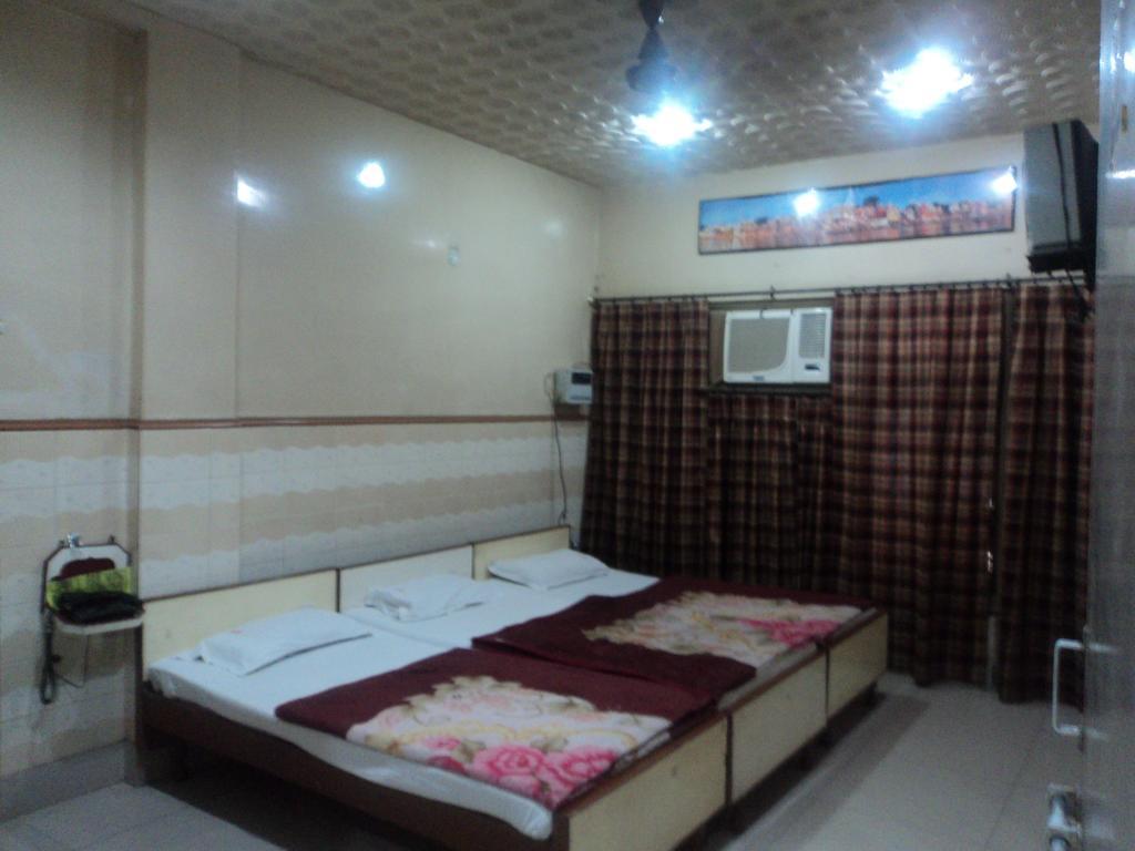 Hotel Jyoti 바라나시 객실 사진